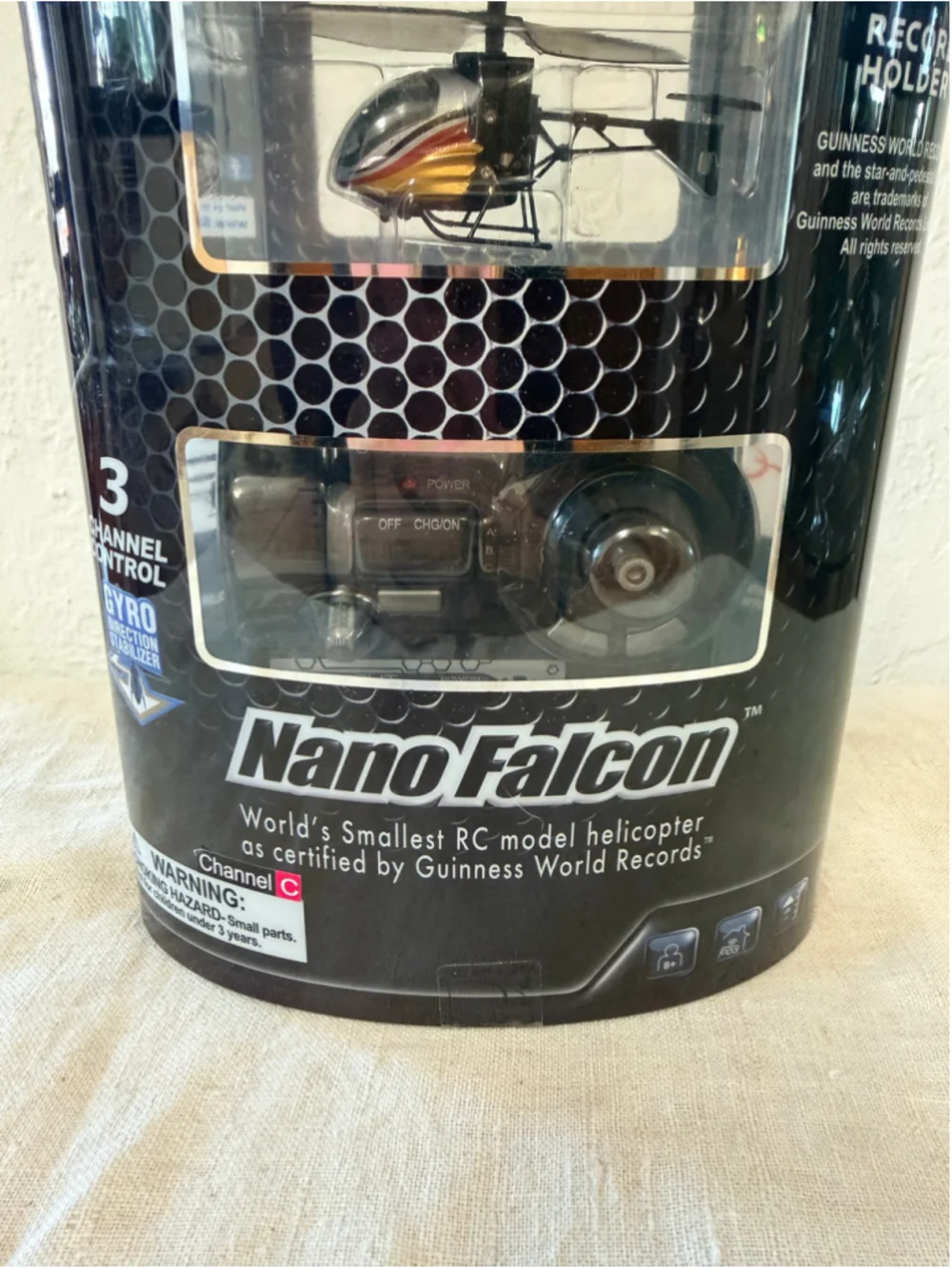 2014 Silverlit Nano Falcon RC Helicopter Guinness World Record 3 Channel C 84665